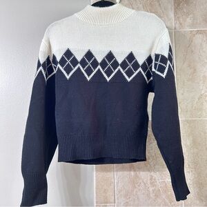 [Sold] Petite Studio Black and White Diamond Pattern Sweater